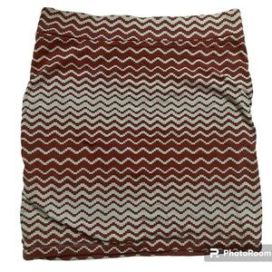 Forever 21 stretch knit skirt size large abstract pattern